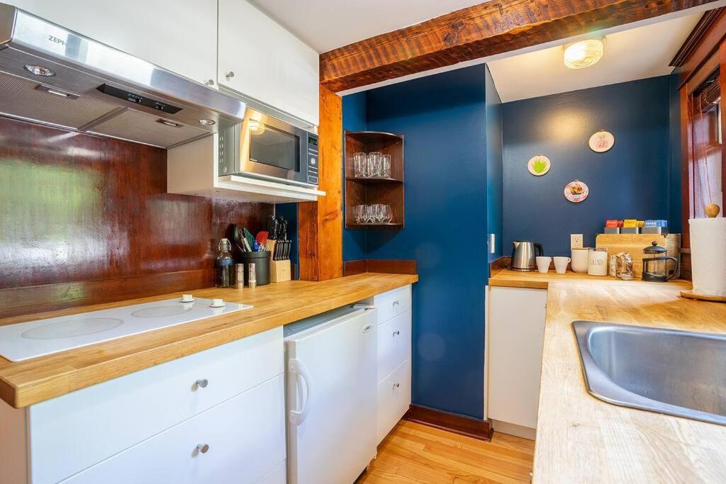 Charming 1Bd Suite In Capitol Hill - Foxglove Inn シアトル エクステリア 写真