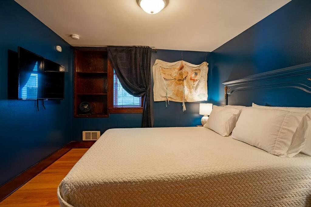 Charming 1Bd Suite In Capitol Hill - Foxglove Inn シアトル エクステリア 写真